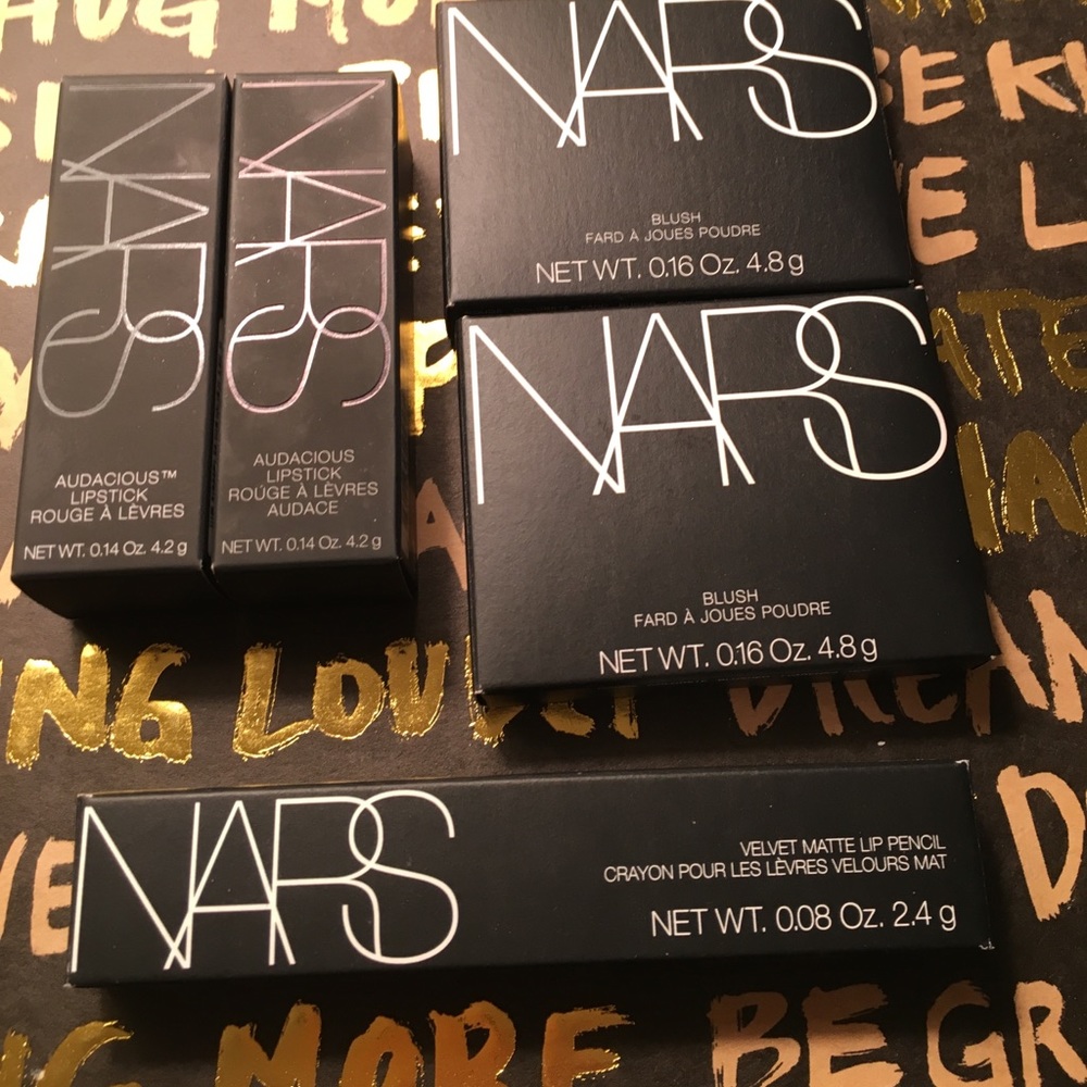 NARS bundle