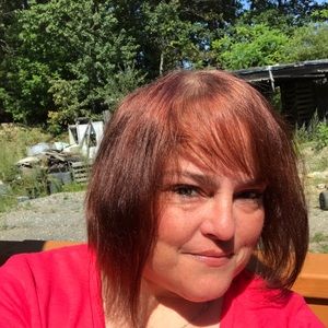 Meet your Posher, Leanne