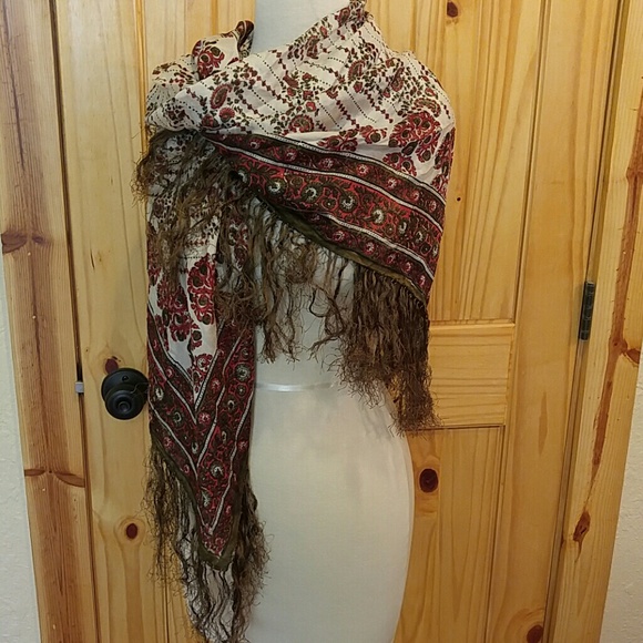 Accessories - Floral & Paisley Fringed Scarf