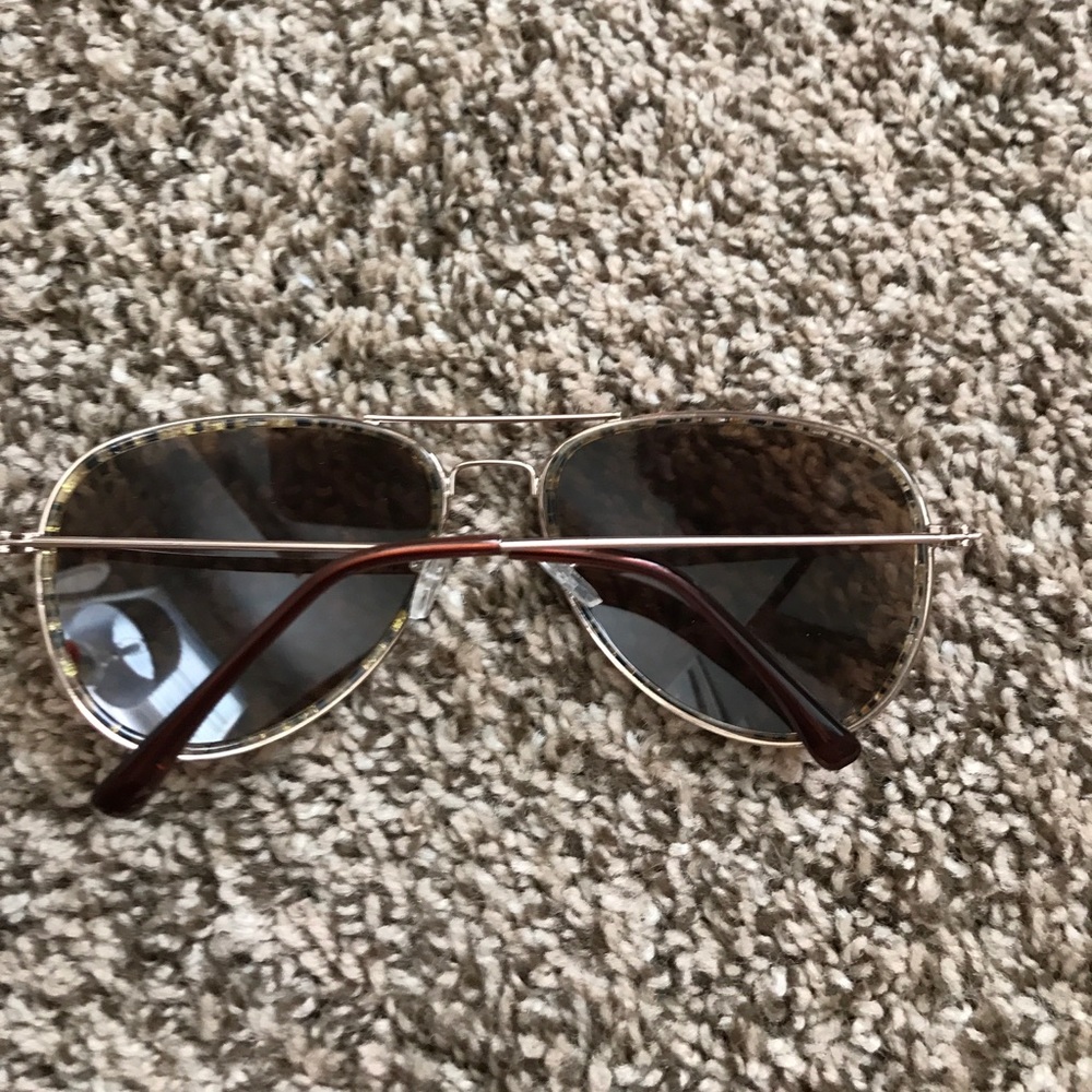 Aviators - Picture 2 of 2