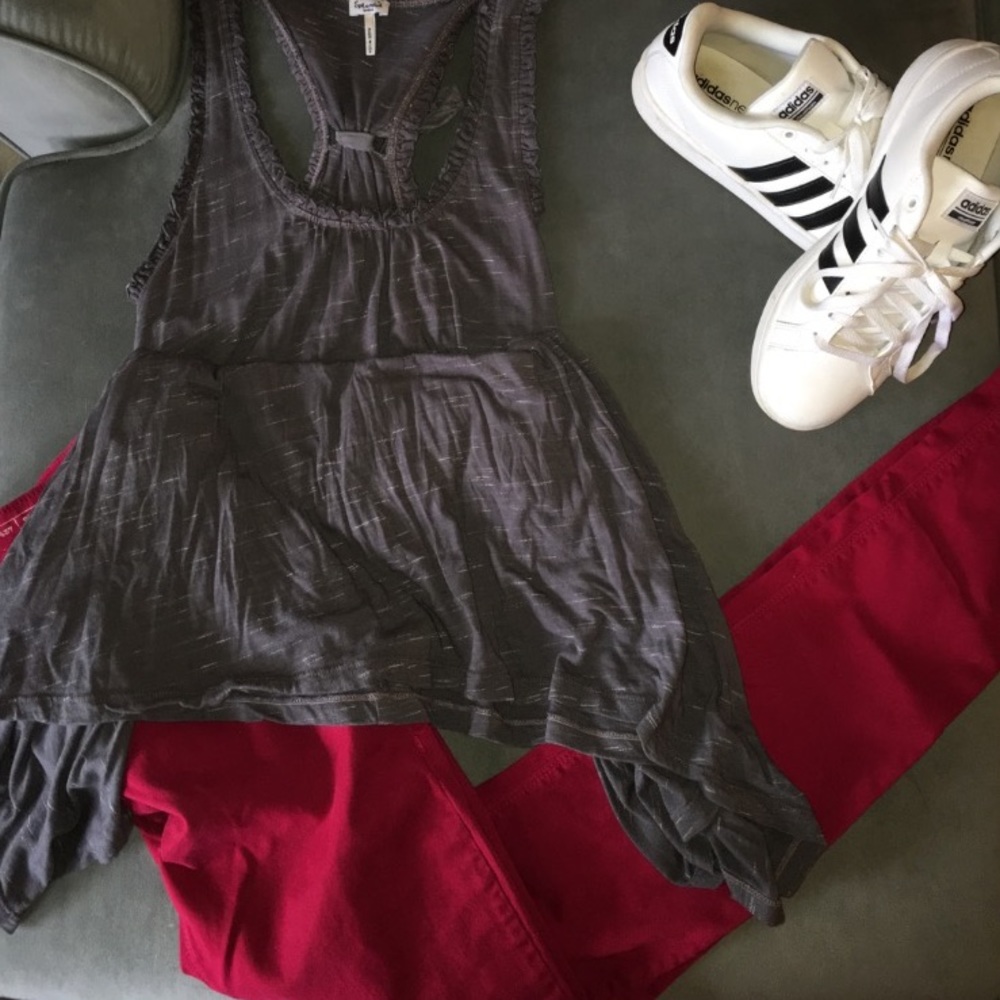 Loose Racerback Gray Splendid Tank w/ Bow Detail