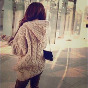 Knitted sweater hoodie
