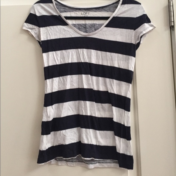 Tshirt - Picture 1 of 3