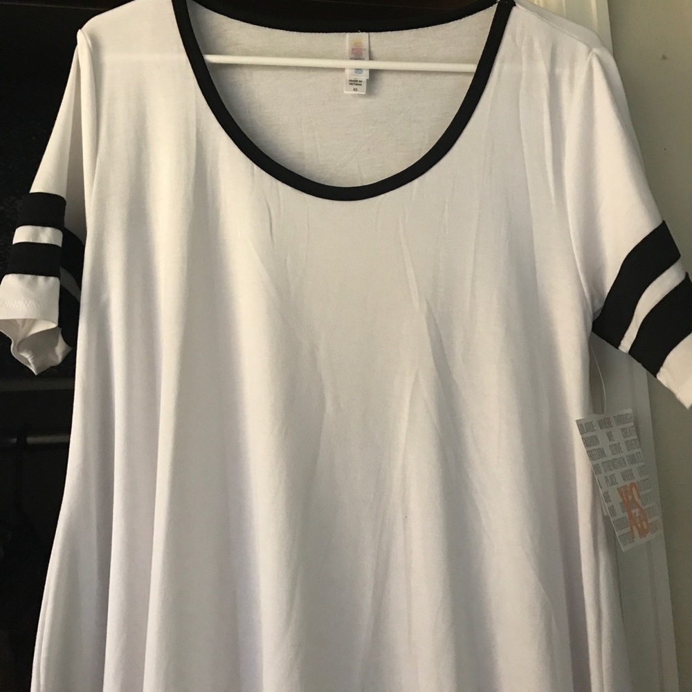 Lularoe Perfect T