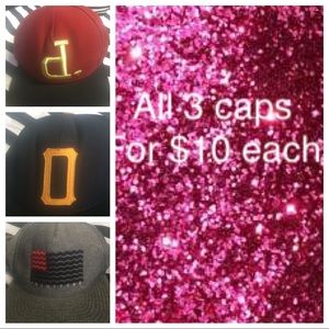 Caps