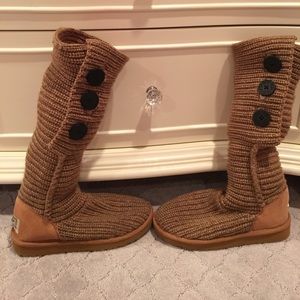 Flawless cardi uggs