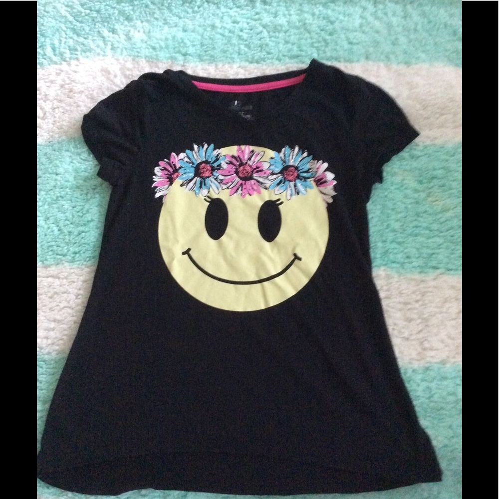 Black emoji shirt