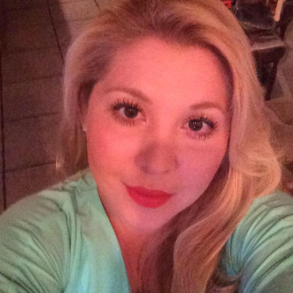 Meet your Posher, Marina