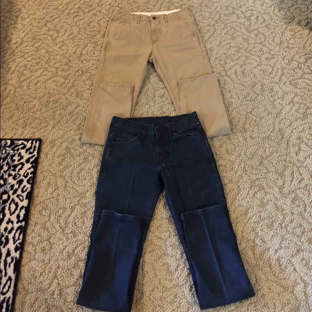 NWOT-SET OF 2 LEVIS MEN KHAKIS AND LEVIS JEANS