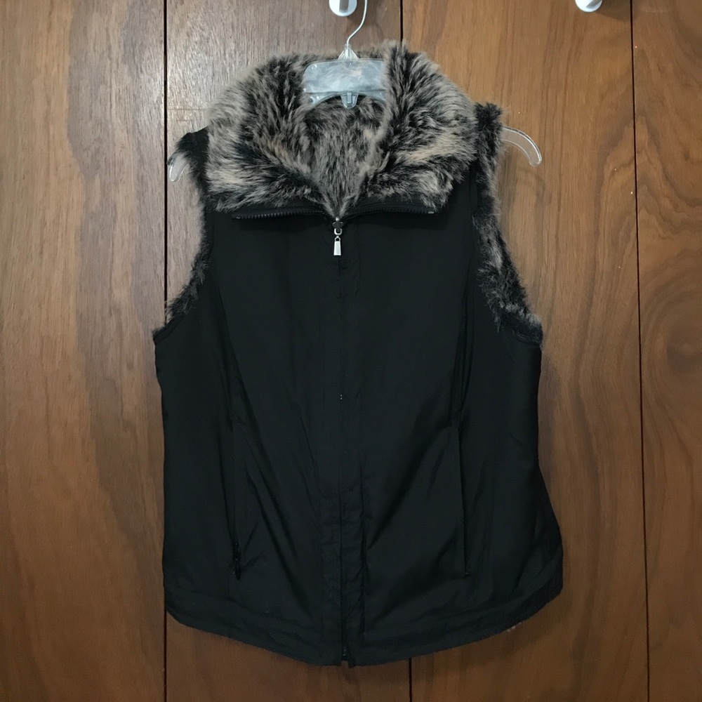 Faded Glory REVERSIBLE fuzzy vest
