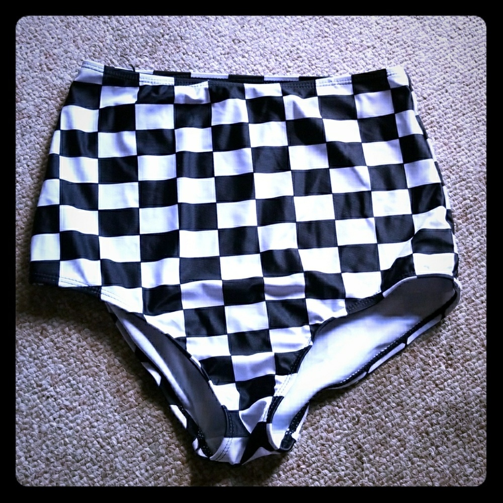 High-waisted, bathing suit bottoms