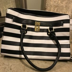 Black and white stripe purse with shoulder strap