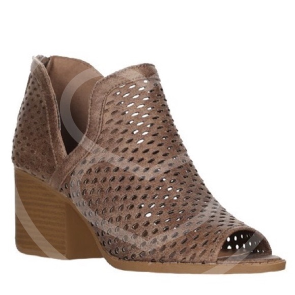 RESTOCKEDJUSTINE Booties - Picture 4 of 7