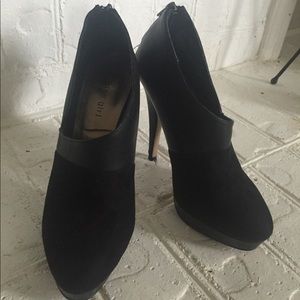 Madden Girl sexy black booties! Size 9