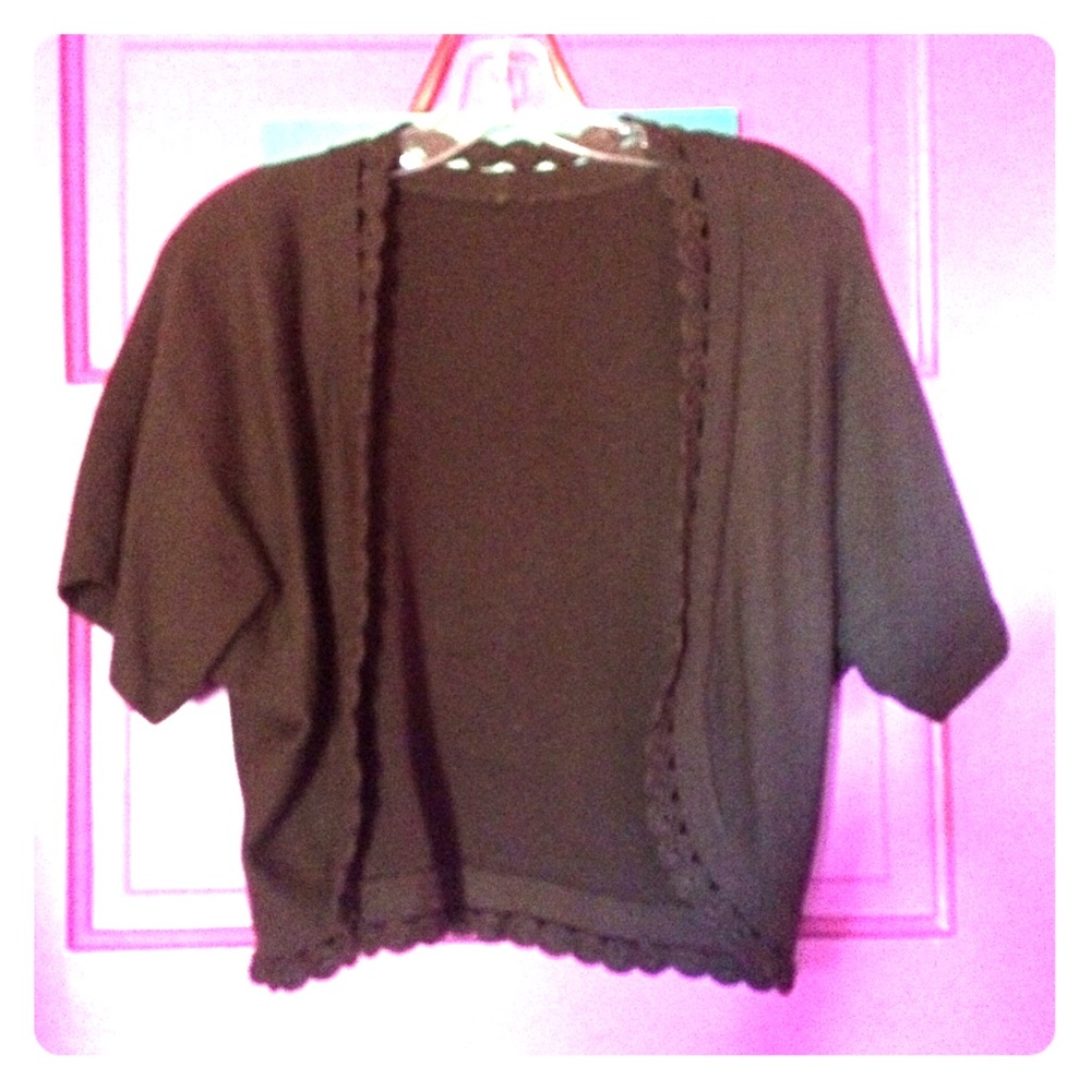 {Sweet shrug} lightweight cropped bolero