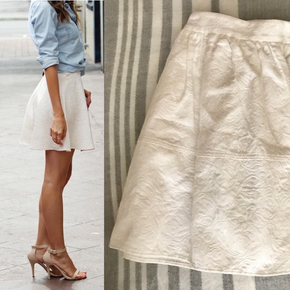 NWT - White Express Circle Skirt- Size 8