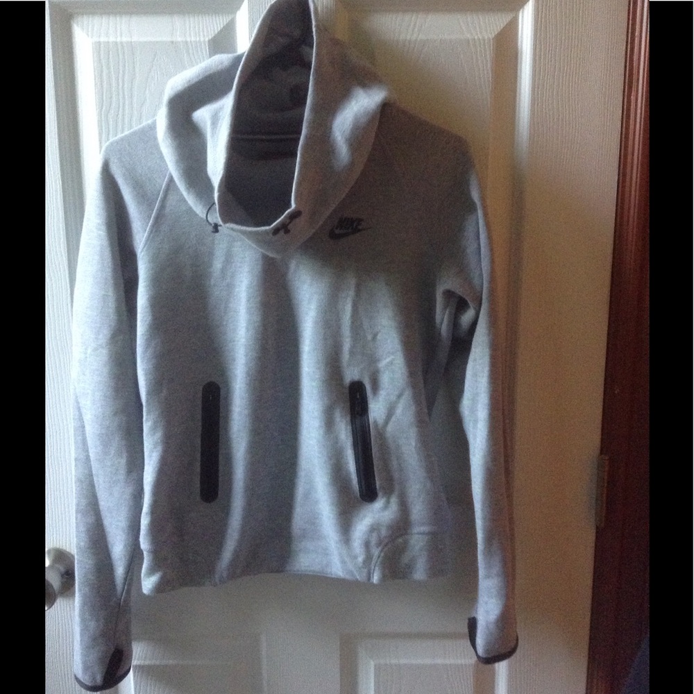 Nike sweatshirt