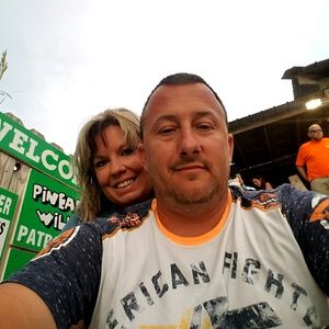 Meet your Posher, Corey