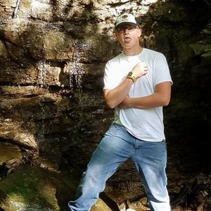 Meet your Posher, Bruce