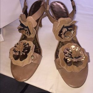 Leather/suede floral Sandal