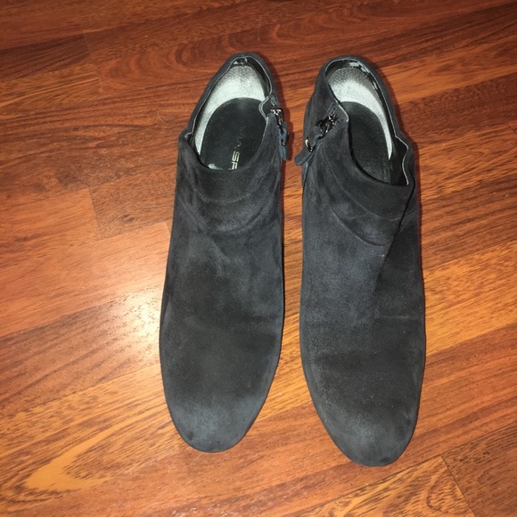 Via Spiga low cut booties - Picture 1 of 4