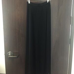 Chico’s black skirt