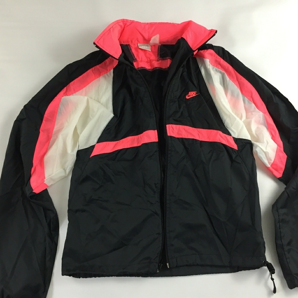 Nike women's vintage windbreaker size Small