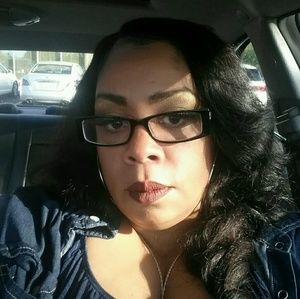 Meet your Posher, Sonya