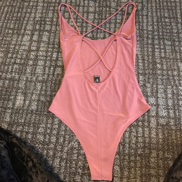 Windsor cross cross mauve body con - Picture 2 of 3