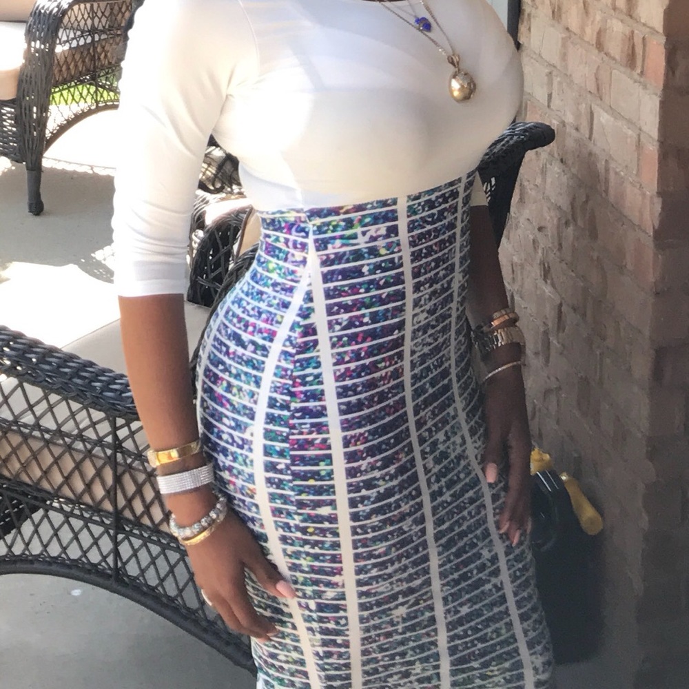 Dress - Picture 5 of 8