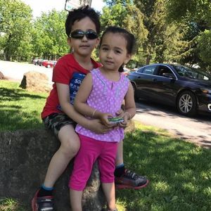 Meet your Posher, Aron