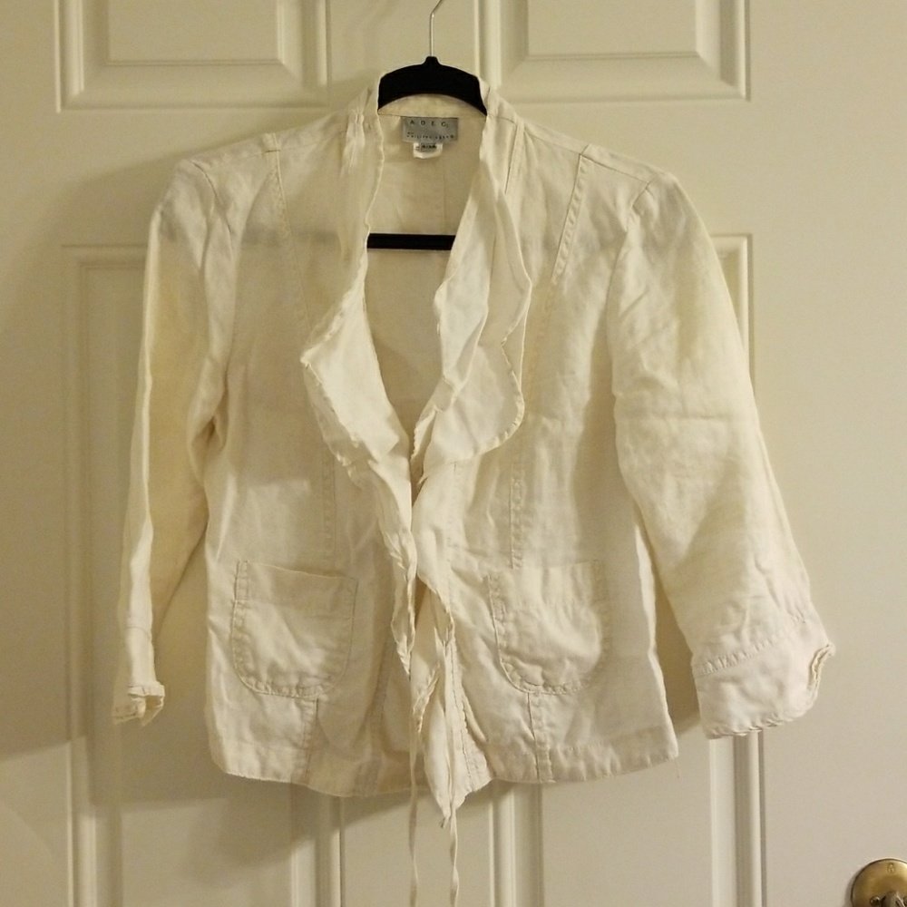 Linen ruffled blazer