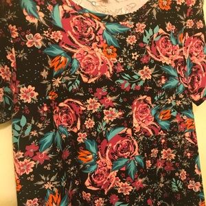 ⭐️NWOT⭐️Lularoe Floral Carly Legging Material⭐️