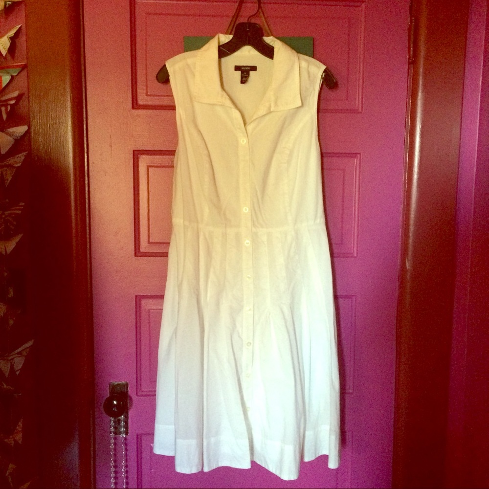 {Carefree cloud} white cotton sundress