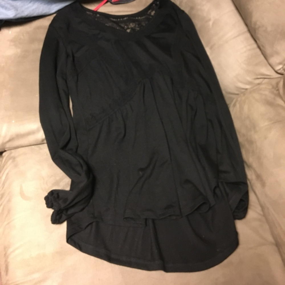 Black long sleeve shirt