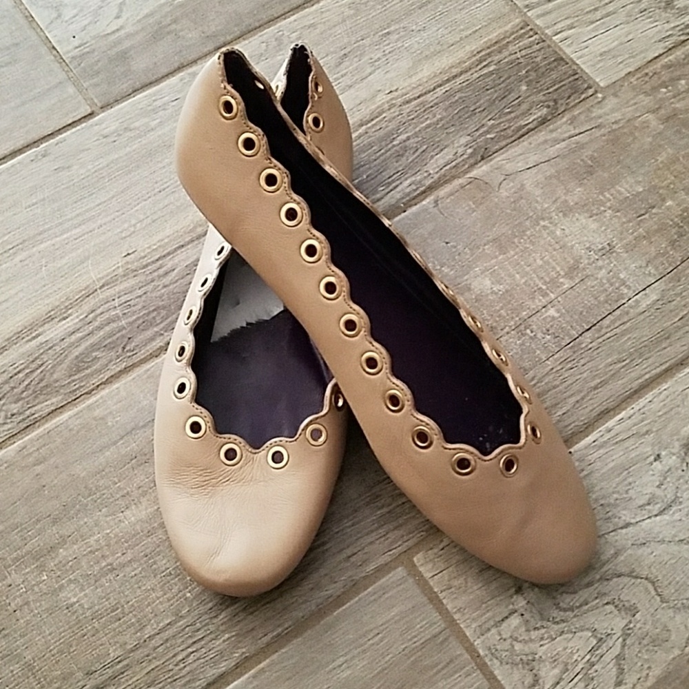 Flats - Picture 2 of 2