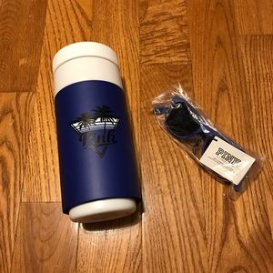 VS PINK Retro Water Bottle w. Matching Sunglasses