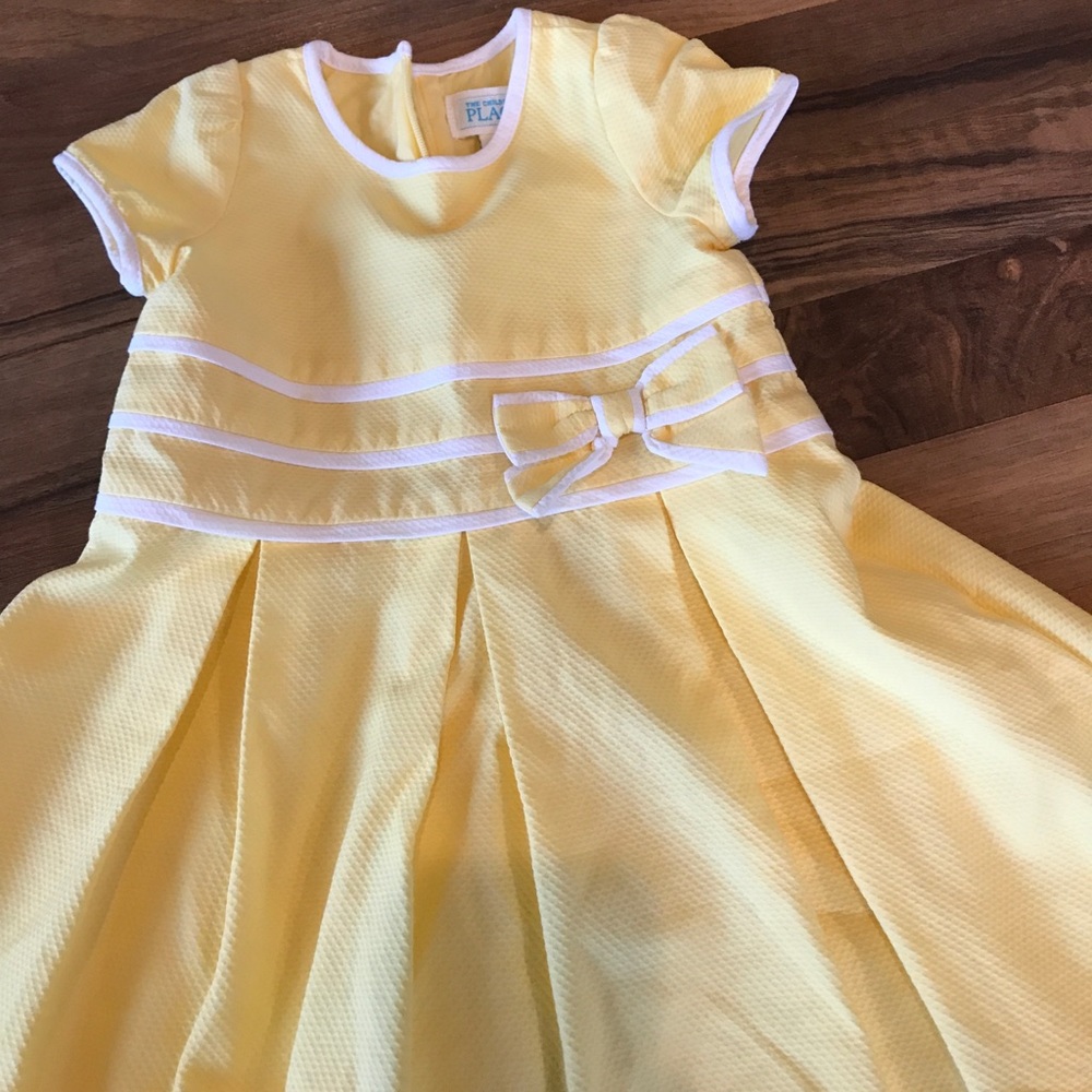 Yellow dress - Picture 2 of 5