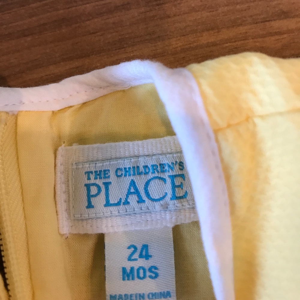 Yellow dress - Picture 3 of 5