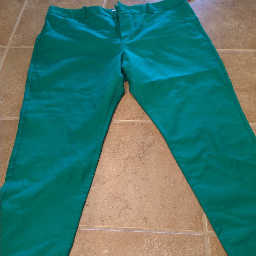 True green ankle pants