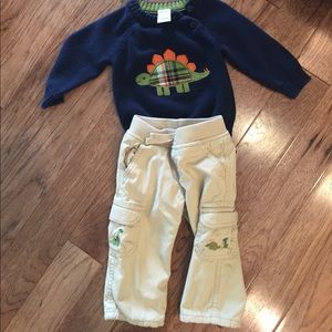 Infant dinosaur outfit