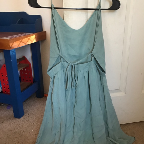 Blue dress with open back - Picture 2 of 2
