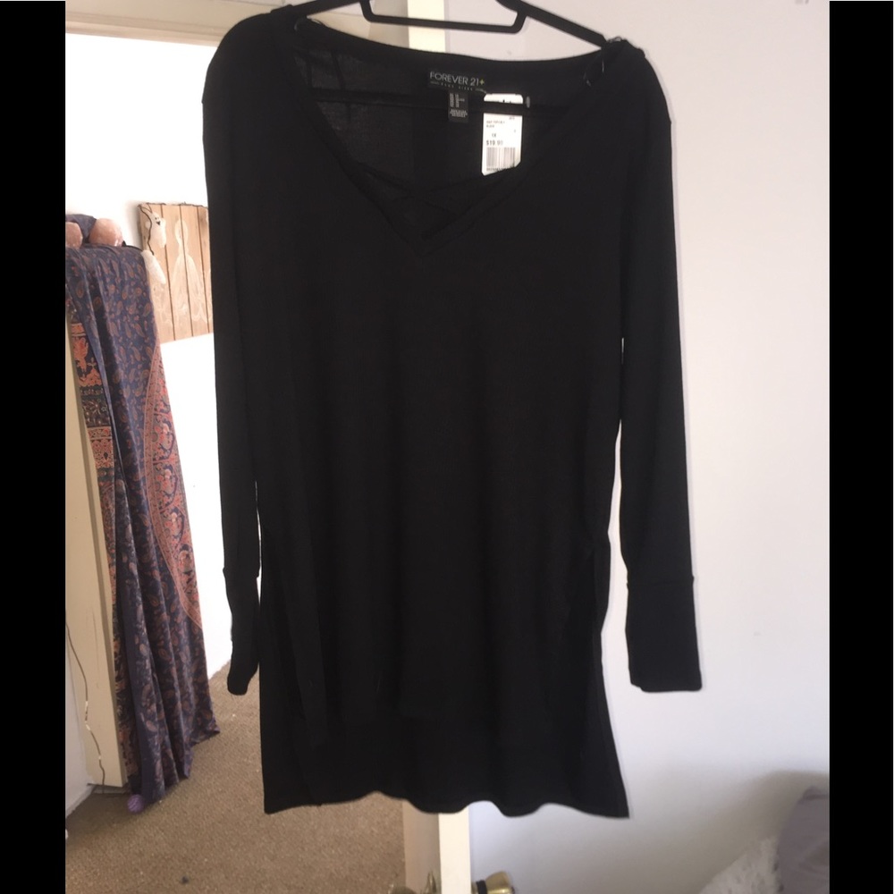 Forever 21 Brand New knit black top