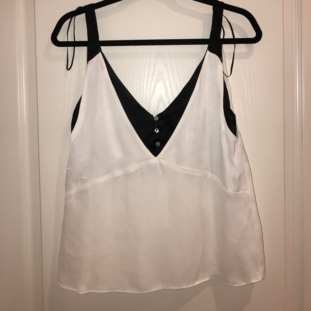 Zara: brand new (w/ tag) contrasting ecru top