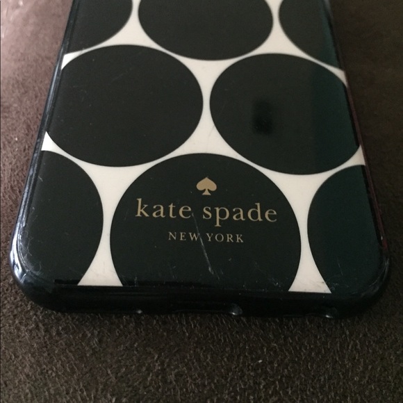 Kate Spade B&W Polka Dot iPhone 6 phone case - Picture 3 of 5