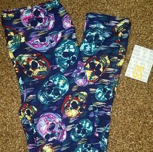LuLaRoe skull leggings