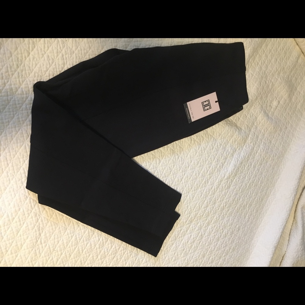 Ivanka Trump Navy Slimming Leggings M