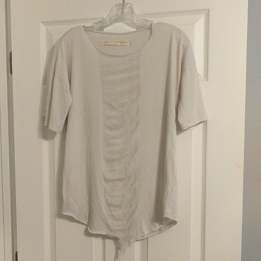 EUC Raquel Allegra Tshirt - Picture 3 of 8
