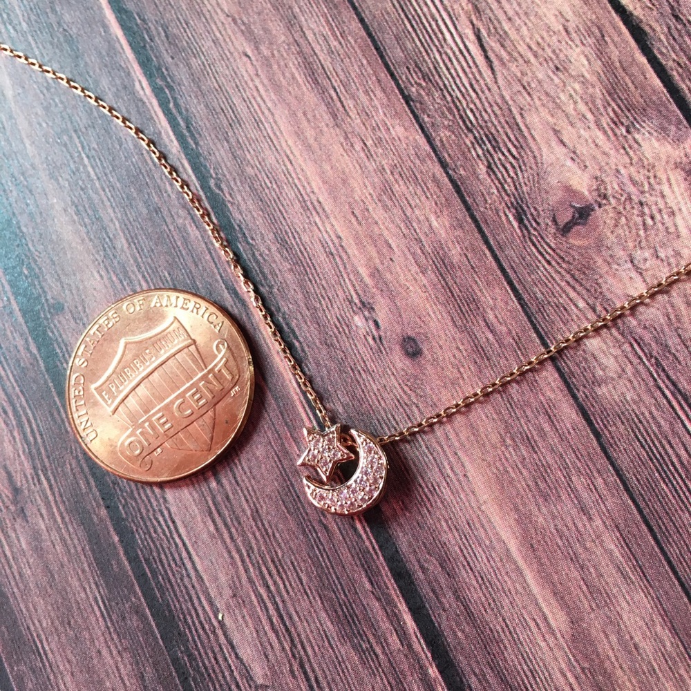 🌜Tiny crescent moon and star necklace,moon star - Picture 2 of 4