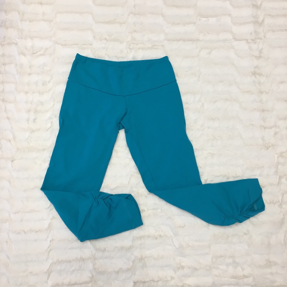 Elisabetta Rogiani cropped workout pants